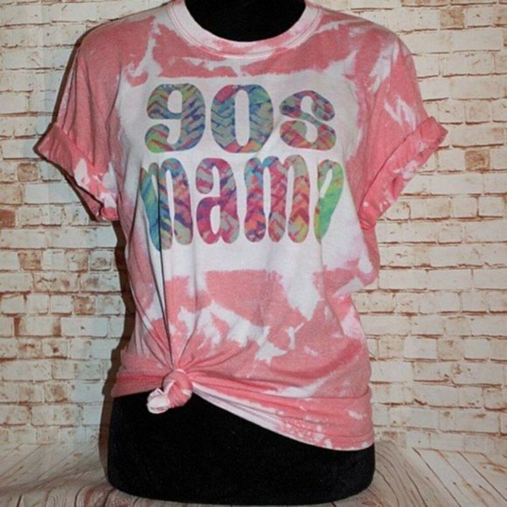 90's Mama Bleached Graphic Shirt Size M